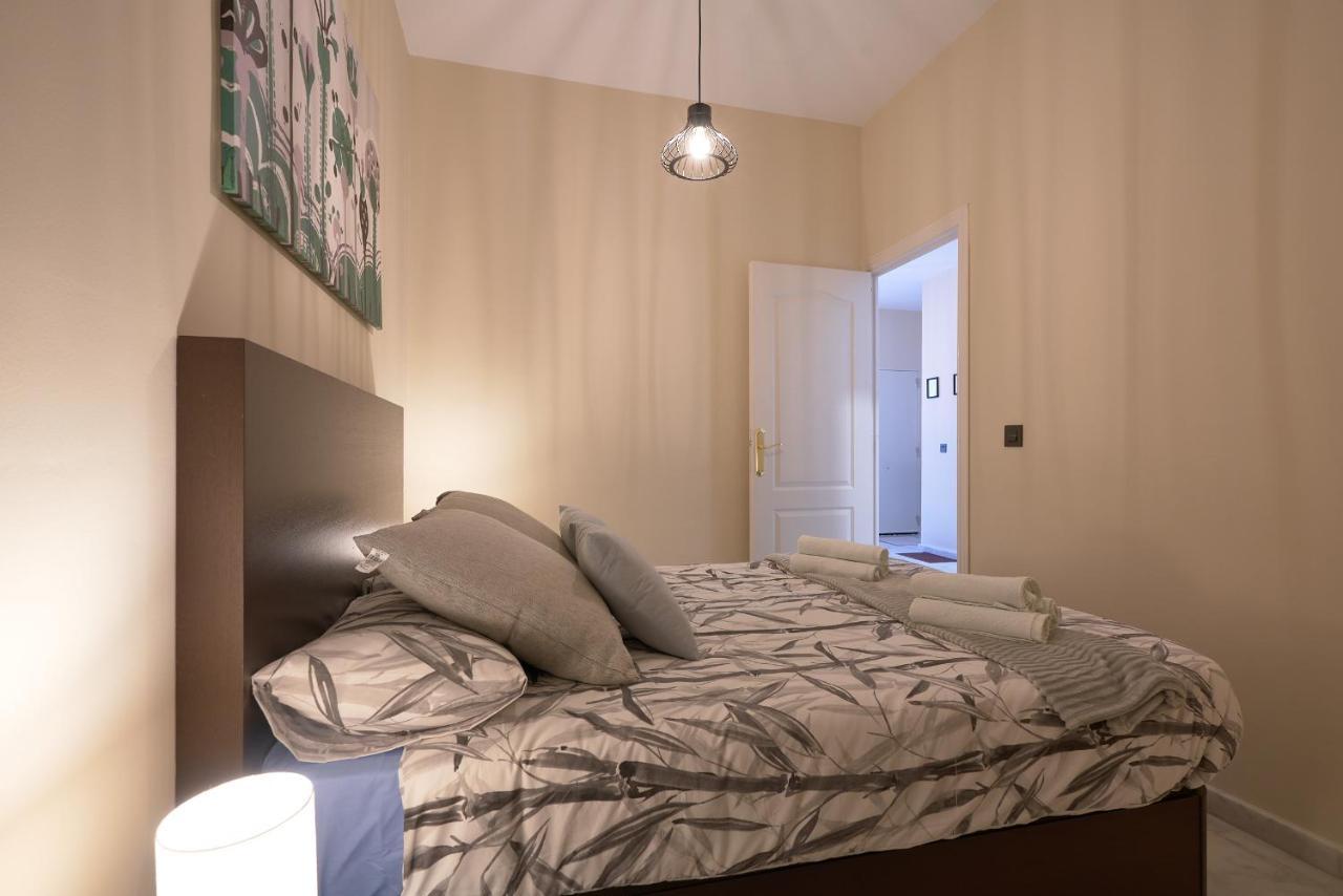Apartamentos Tejares De Triana 16B Sevilla Eksteriør billede