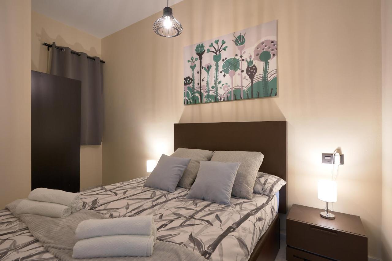 Apartamentos Tejares De Triana 16B Sevilla Eksteriør billede